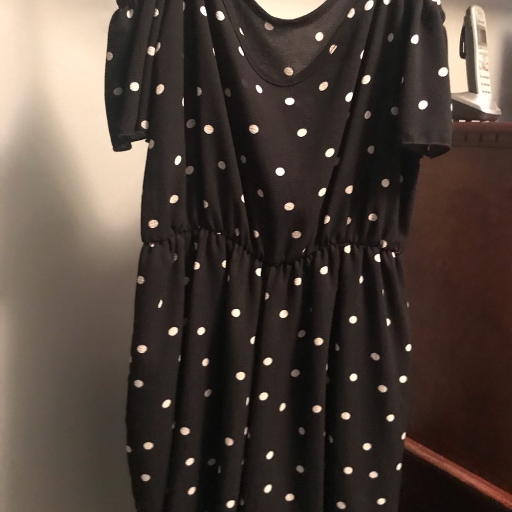 Black and white polka dot romper - Picture 2 of 6